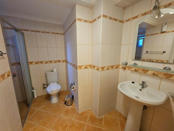 Image No.23-4 Bed Villa / Detached for sale