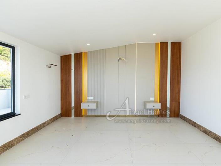 Image No.16-Villa / Détaché de 6 chambres à vendre à Faralya