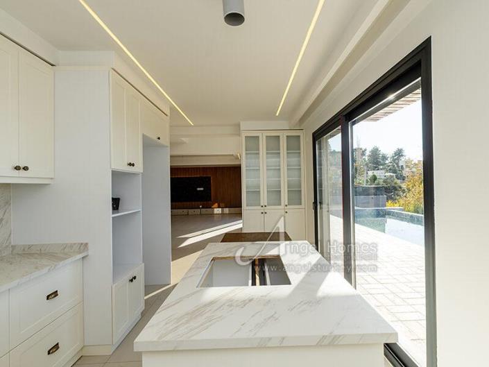 Image No.13-Villa / Détaché de 6 chambres à vendre à Faralya