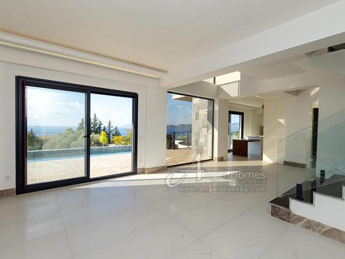 Image No.11-Villa / Détaché de 6 chambres à vendre à Faralya