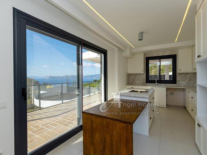 Image No.23-Villa / Détaché de 6 chambres à vendre à Faralya