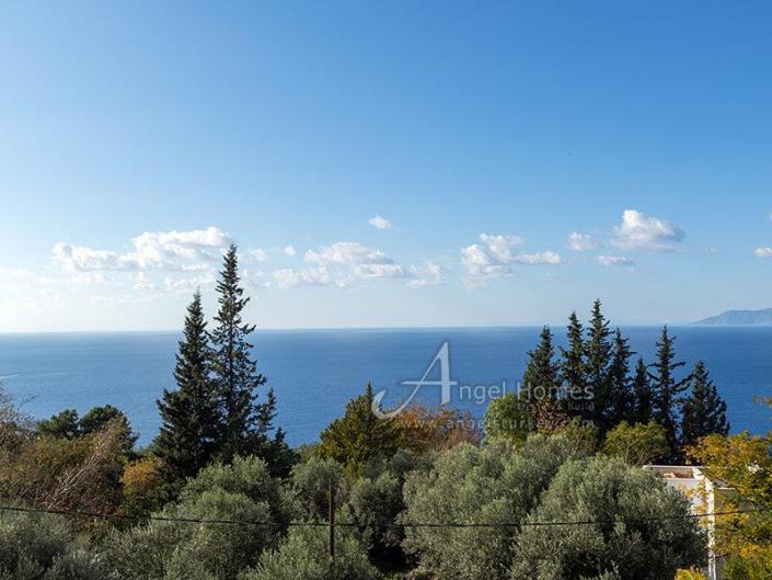 Image No.5-Villa / Détaché de 6 chambres à vendre à Faralya