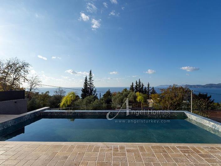 Image No.4-Villa / Détaché de 6 chambres à vendre à Faralya