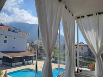 Balcony-2-4-bed-apartment---Copy