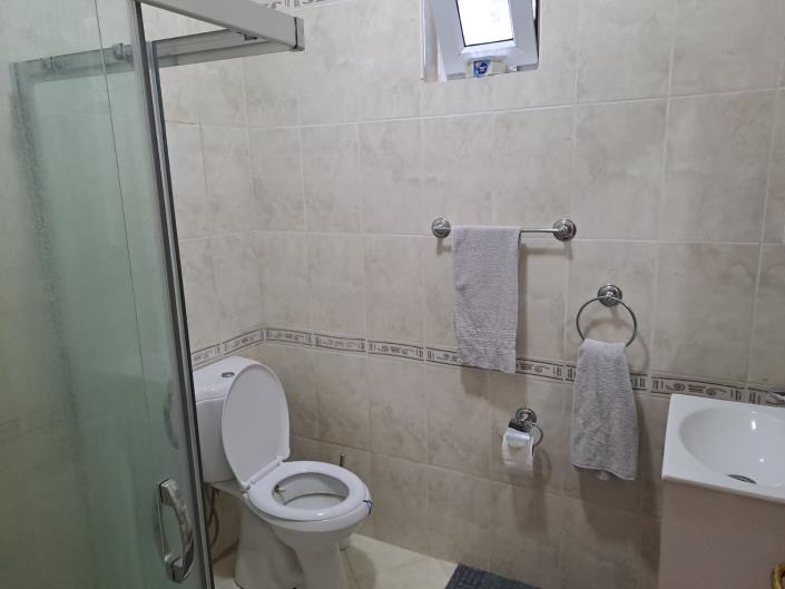 Image No.19-4 Bed Apartment for sale
