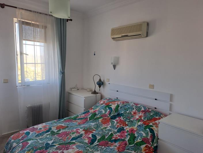 Image No.20-4 Bed Apartment for sale