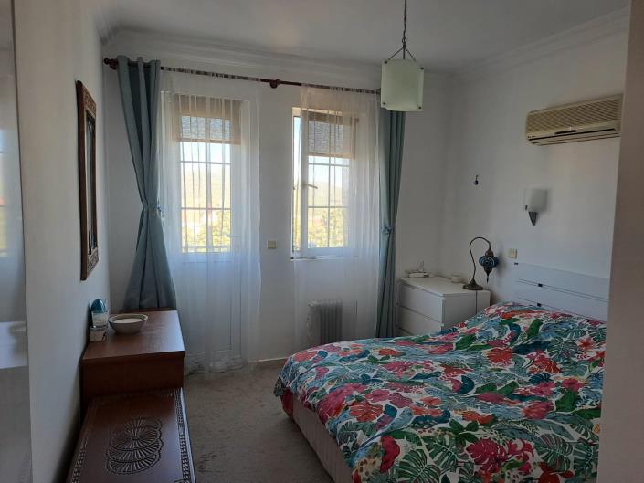 Image No.21-4 Bed Apartment for sale