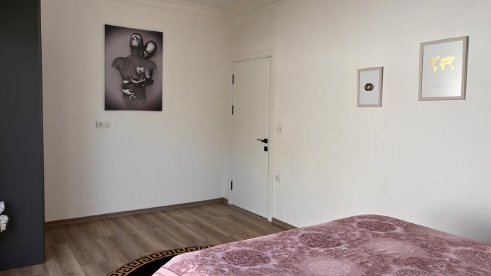 Image No.19-4 Bed Villa / Detached for sale