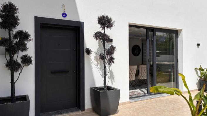 Image No.46-4 Bed Villa / Detached for sale