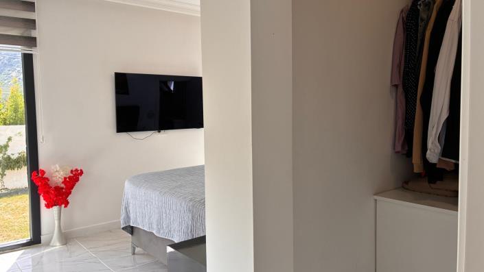 Image No.22-4 Bed Villa / Detached for sale