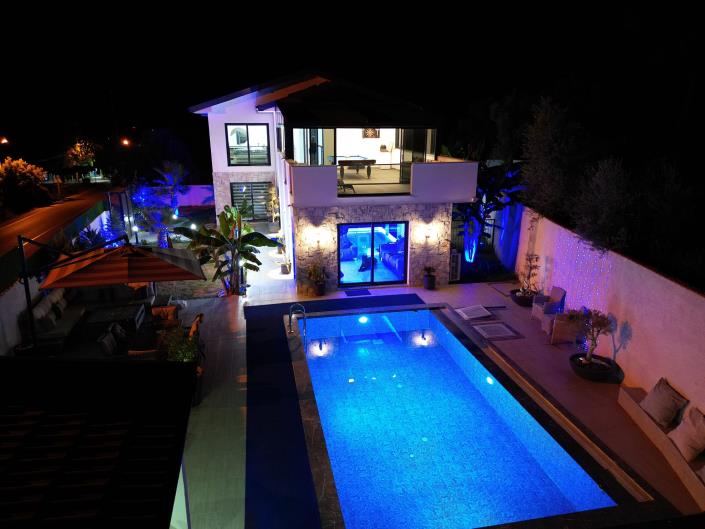 Image No.55-4 Bed Villa / Detached for sale