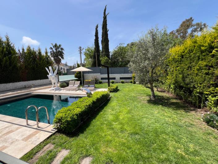 Image No.36-4 Bed Villa / Detached for sale