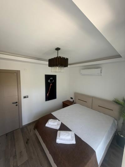 Image No.30-4 Bed Villa / Detached for sale