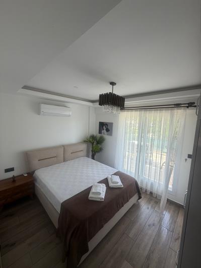 Image No.34-4 Bed Villa / Detached for sale