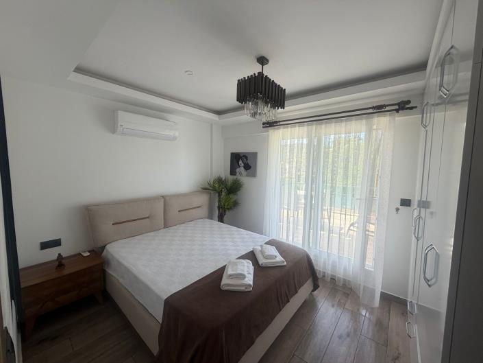 Image No.35-4 Bed Villa / Detached for sale