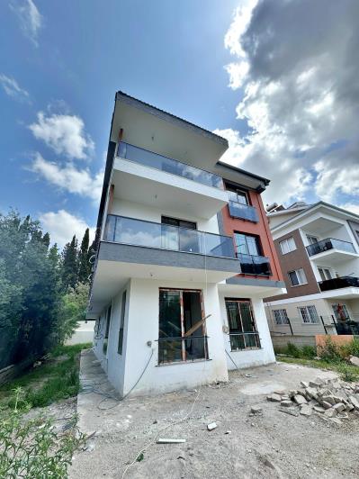 Image No.20-1 Bed Apartment for sale