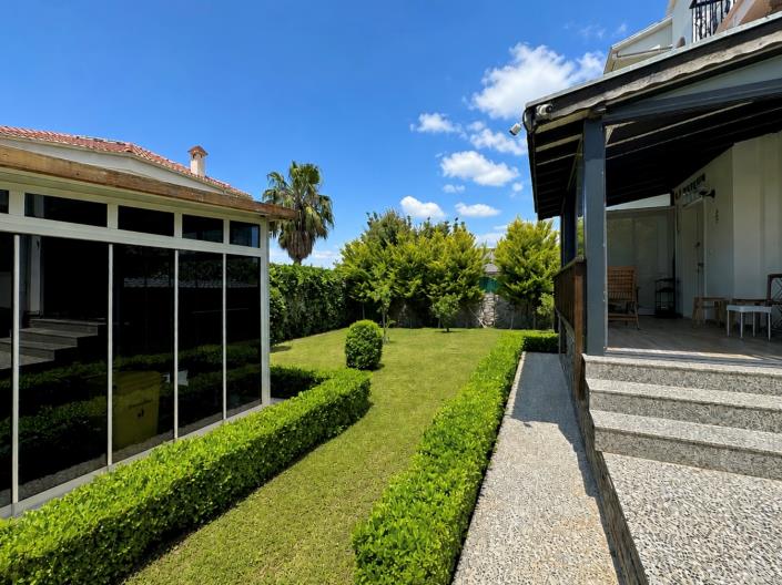 Image No.8-3 Bed Villa / Detached for sale