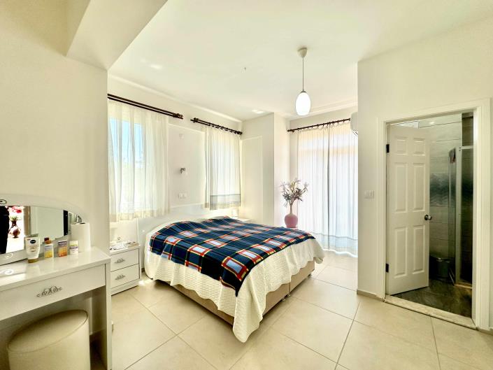 Image No.33-3 Bed Villa / Detached for sale