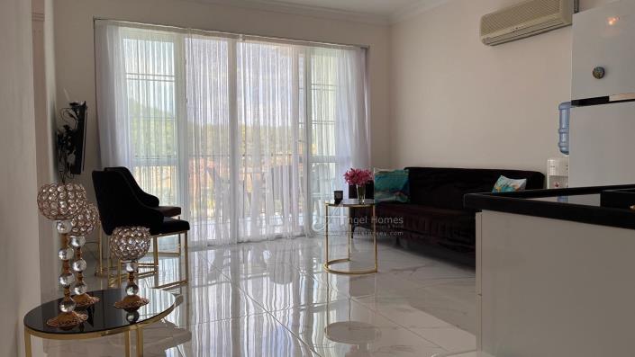 Image No.8-3 Bed Apartment for sale