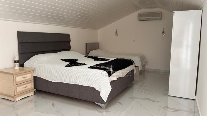 Image No.25-3 Bed Apartment for sale