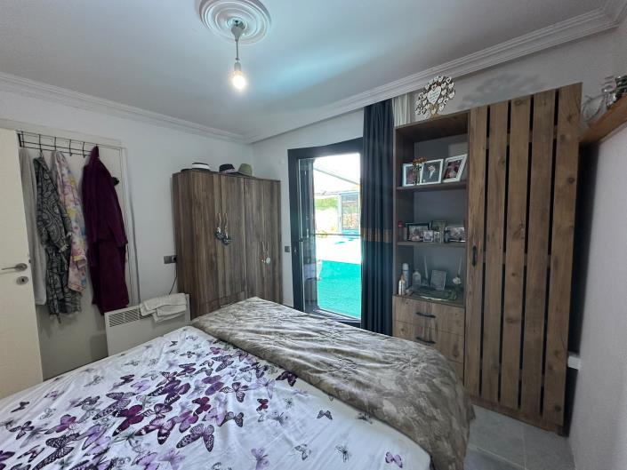 Image No.16-2 Bed Bungalow for sale