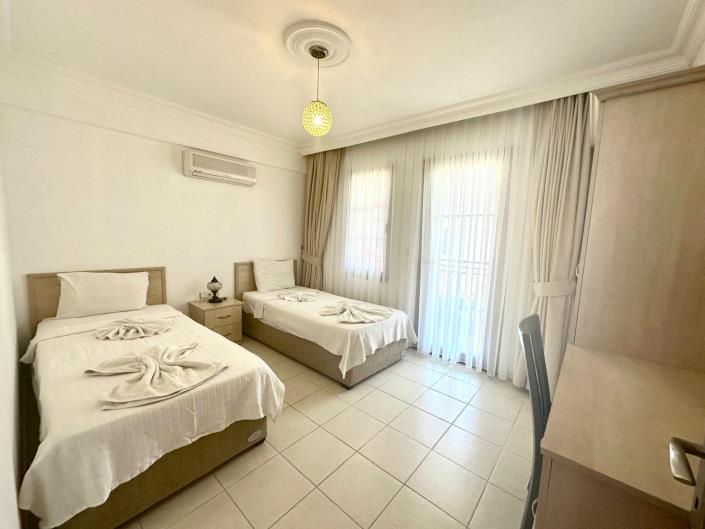 Image No.19-2 Bed Apartment for sale