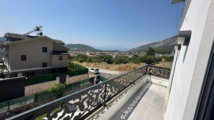 Image No.19-4 Bed Villa / Detached for sale