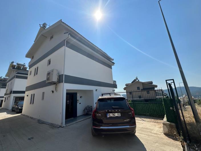 Image No.37-4 Bed Villa / Detached for sale