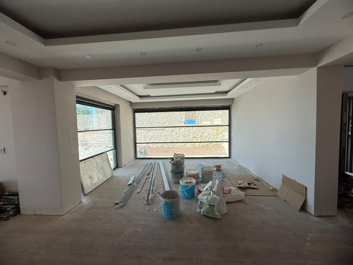 Image No.11-8 Bed Villa / Detached for sale