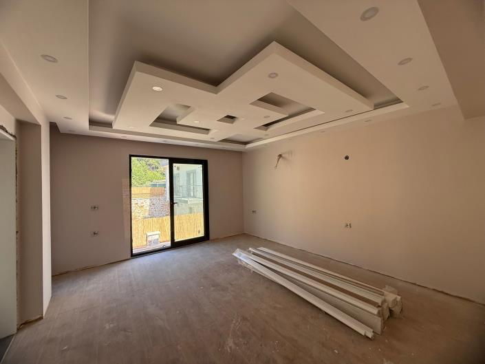 Image No.18-8 Bed Villa / Detached for sale