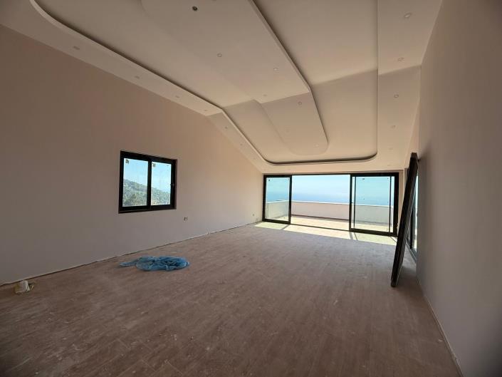 Image No.22-8 Bed Villa / Detached for sale