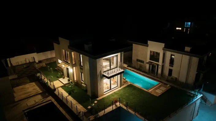 Image No.2-4 Bed Apartment for sale