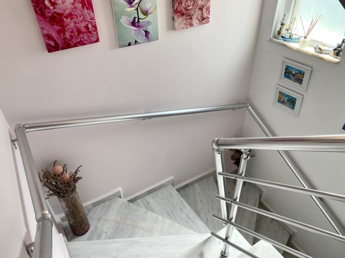 Image No.19-2 Bed Apartment for sale
