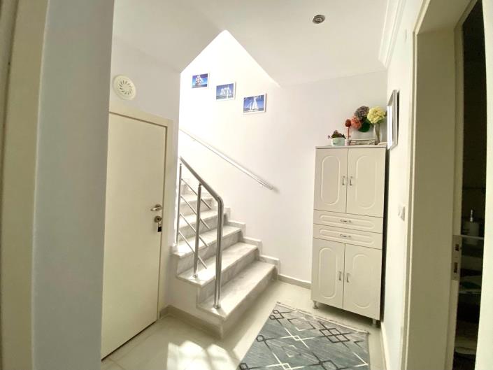 Image No.20-2 Bed Apartment for sale