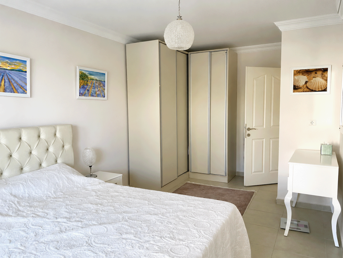 Image No.27-2 Bed Apartment for sale