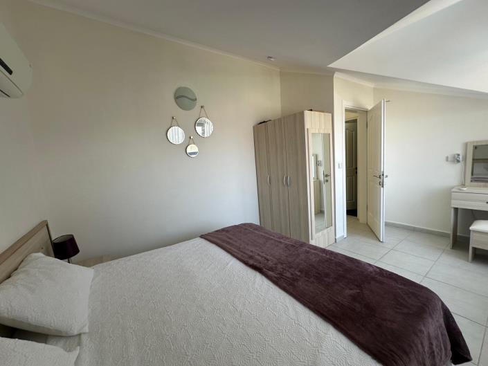 Image No.29-3 Bed Apartment for sale