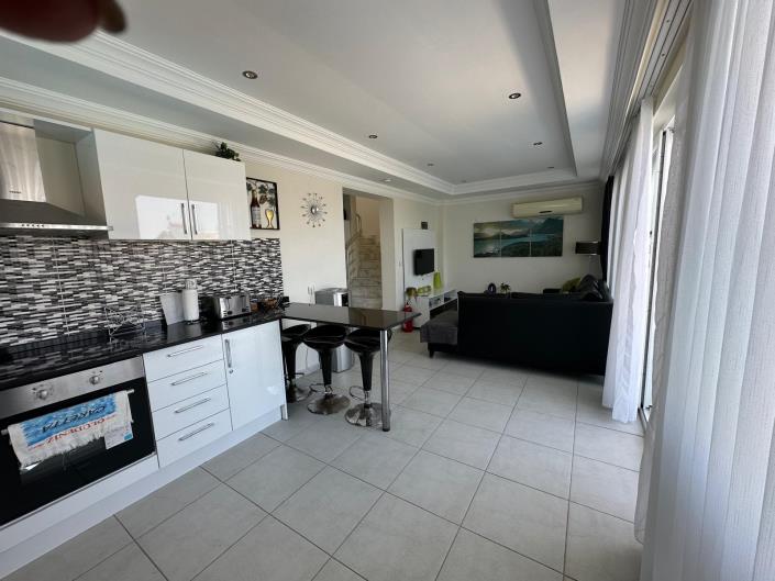 Image No.15-3 Bed Apartment for sale