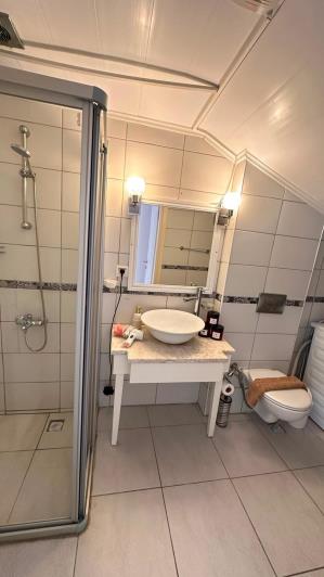 Image No.18-2 Bed Apartment for sale