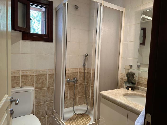 Image No.11-3 Bed Villa / Detached for sale