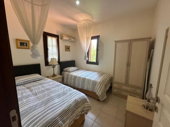 Image No.19-3 Bed Villa / Detached for sale