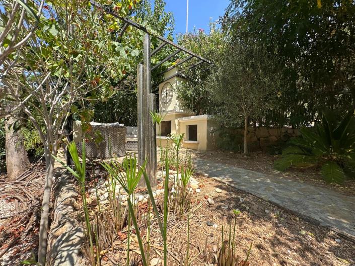 Image No.31-3 Bed Villa / Detached for sale