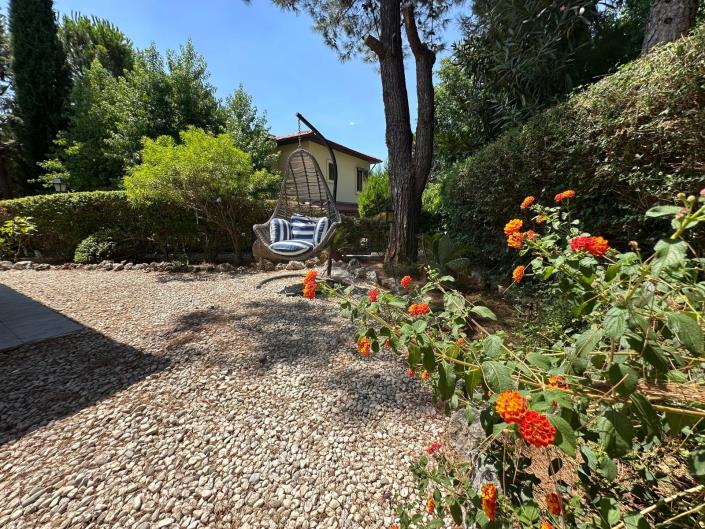 Image No.38-3 Bed Villa / Detached for sale