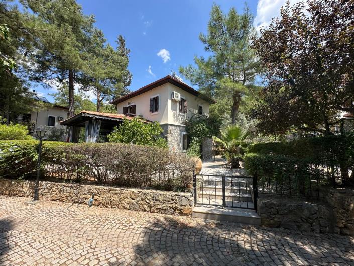 Image No.40-3 Bed Villa / Detached for sale