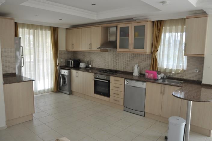 Image No.12-3 Bed Villa / Detached for sale