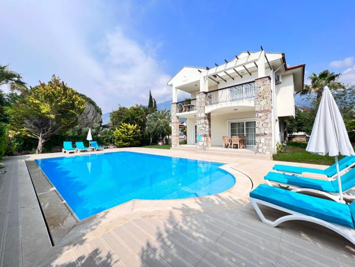 Image No.7-3 Bed Villa / Detached for sale