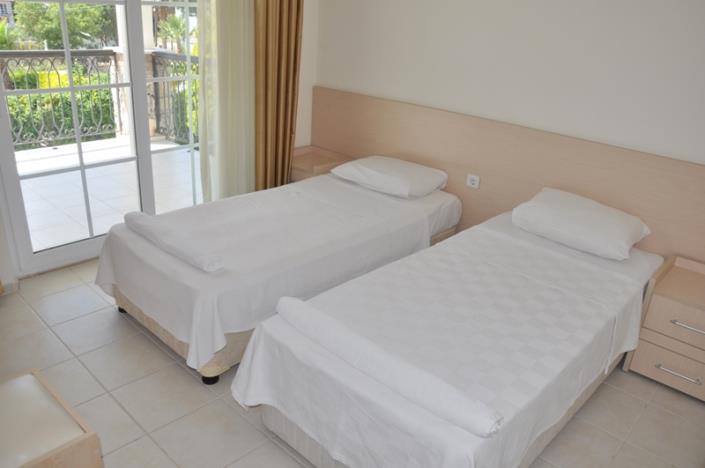 Image No.19-3 Bed Villa / Detached for sale