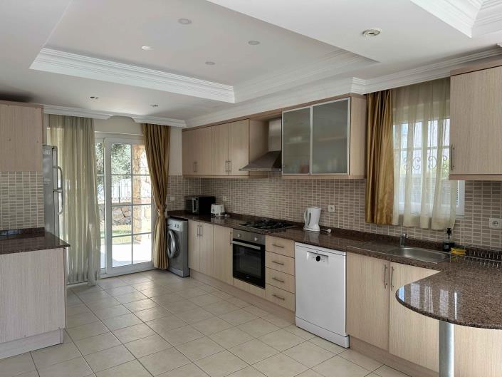 Image No.7-3 Bed Villa / Detached for sale