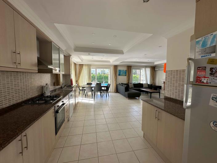 Image No.8-3 Bed Villa / Detached for sale