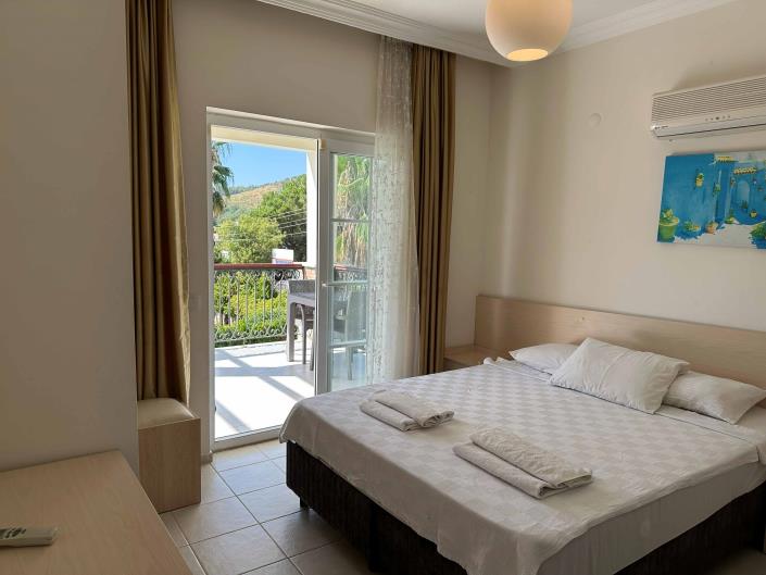 Image No.20-3 Bed Villa / Detached for sale