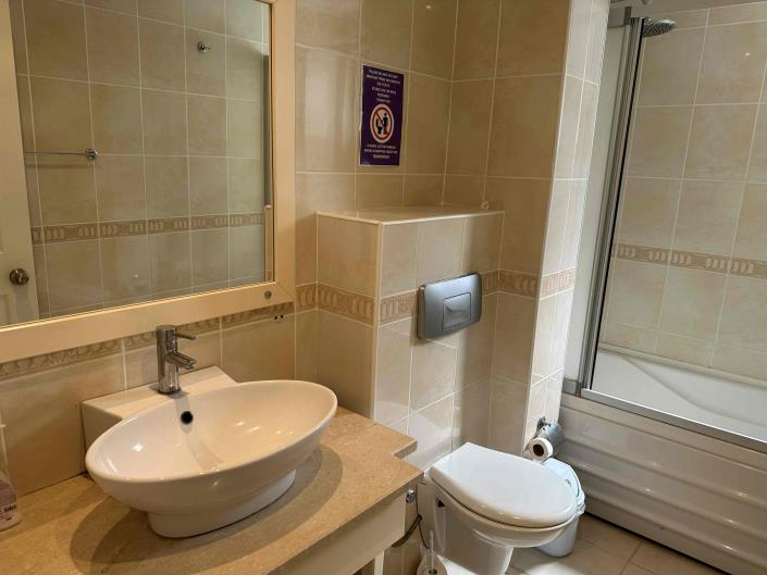 Image No.26-3 Bed Villa / Detached for sale